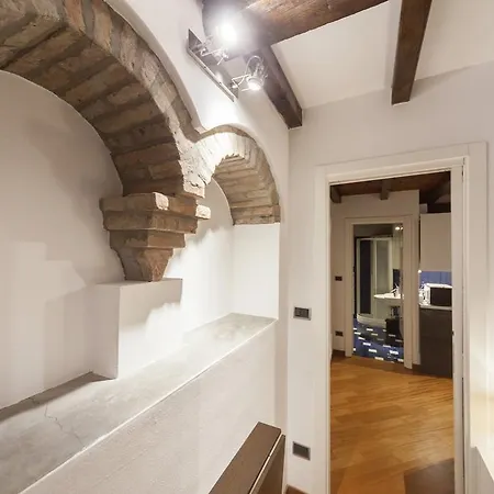 Ludovico De Varthema,