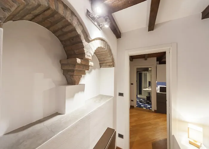 Ludovico De Varthema,