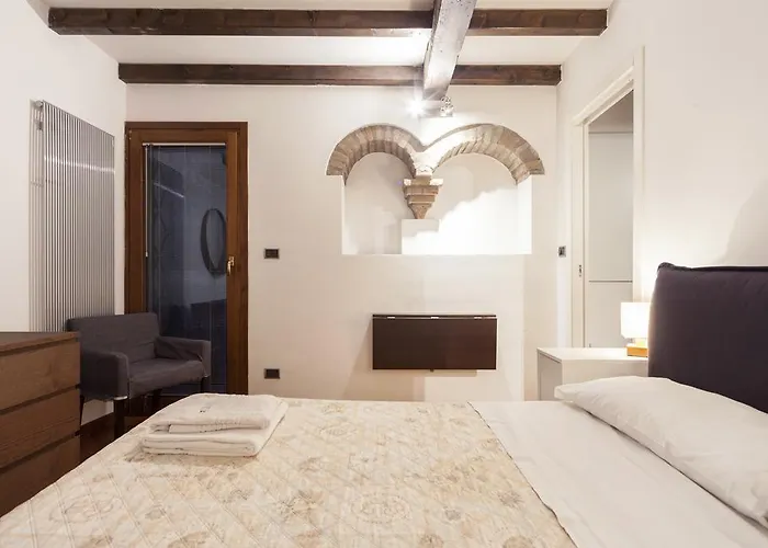 شقة Ludovico De Varthema, بولونيا