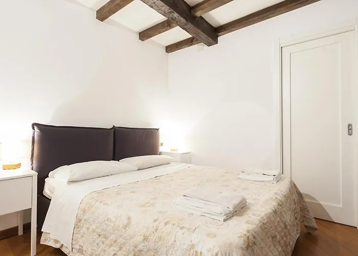 شقة Ludovico De Varthema, بولونيا